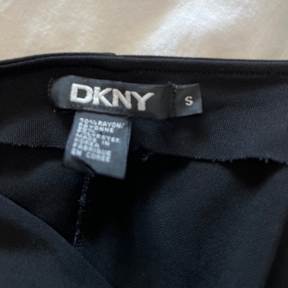 🤩 DKNY Pretty Black Top - Picture 3 of 3